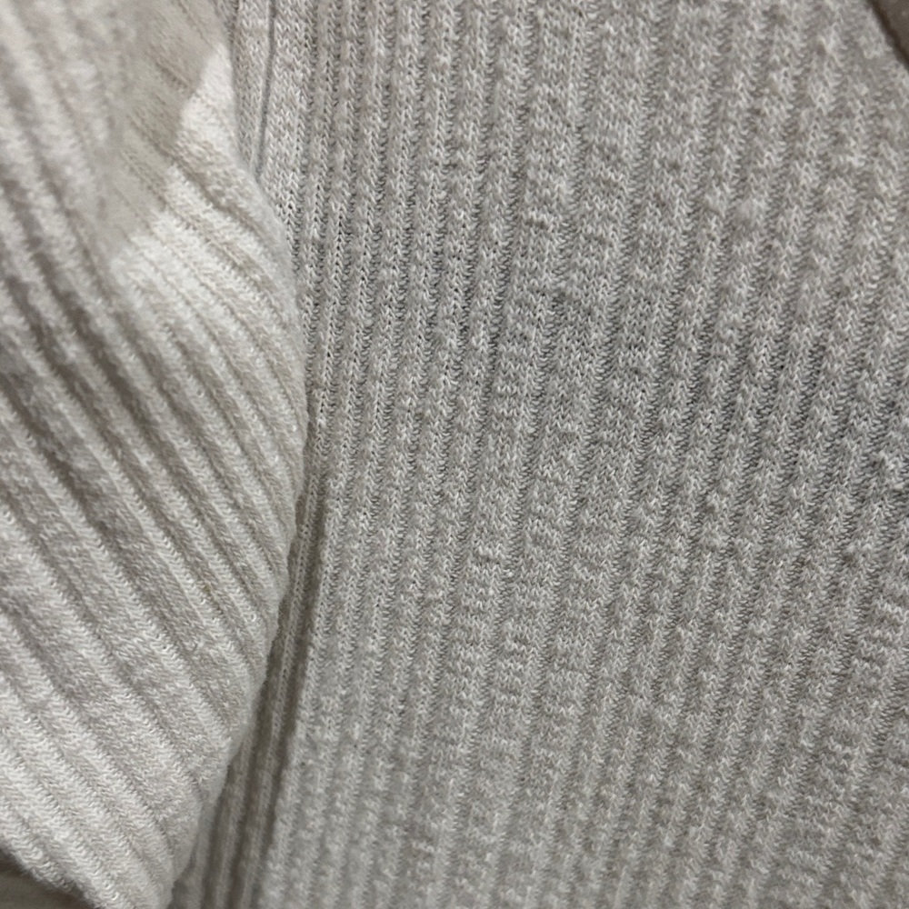 Zara Cream Ruffle Sleeve Top - Picture 3 of 3